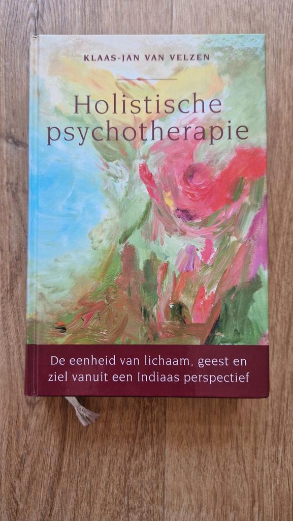 K.J. van Velzen - Holistische psychotherapie, Boeken, Esoterie en Spiritualiteit, Zo goed als nieuw, Achtergrond en Informatie
