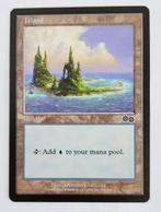 Island V.4 Urza's Saga MTG Near Mint, Ophalen of Verzenden, Zo goed als nieuw, Losse kaart