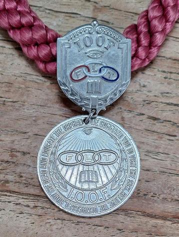 Odd Fellows ketting vriendschap liefde waarheid IOOF FLT beschikbaar voor biedingen