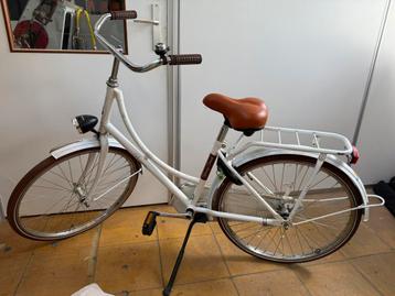 Batavus Young Dutch damesfiets framemaat 38 beschikbaar voor biedingen