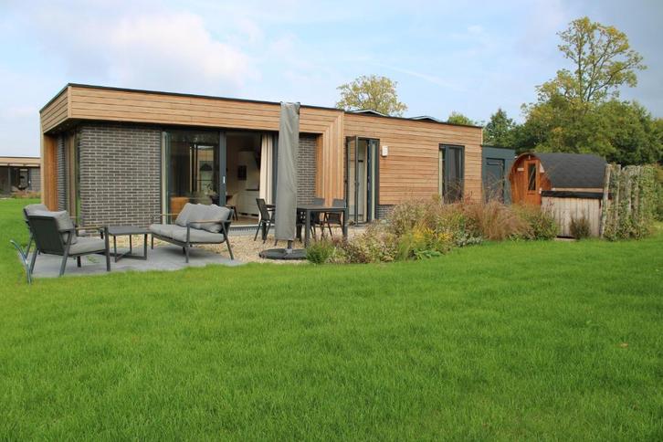 Hofparken Wiltershaar Sauna Hottub recreatiewoning te koop, Caravans en Kamperen, Stacaravans, tot en met 4, Ophalen