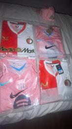 Voetbal shirts, Sport en Fitness, Voetbal, Maat XS of kleiner, Ophalen of Verzenden, Zo goed als nieuw, Schoenen
