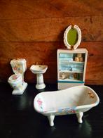 Vintage Poppenhuis miniaturen Sanitair Set en inboedel, Ophalen of Verzenden, Zo goed als nieuw, Decoratie