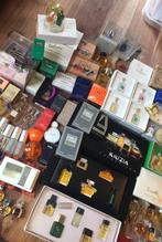 Prachtige Verzameling 121 stuks parfum miniaturen, Verzamelen, Parfumverzamelingen, Gebruikt, Ophalen of Verzenden, Miniatuur