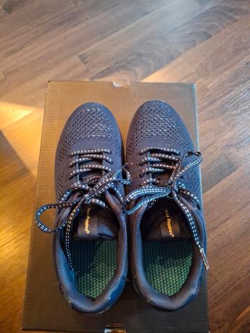 Nieuwe blauwe hushpuppies maat 36 beschikbaar voor biedingen