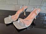 Gala dames schoen zilverkleurig maat 40, Ophalen, Overige kleuren, Nieuw, Sandalen of Muiltjes