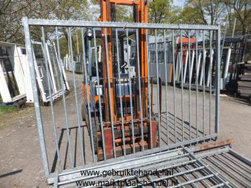 IJzeren dubbele draaipoort met hek 195H x 6 meter B (a5)33 beschikbaar voor biedingen