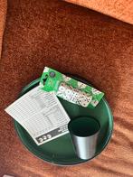 Yahtzee spel met beker en onder bord, Vijf spelers of meer, Ophalen of Verzenden, Nieuw