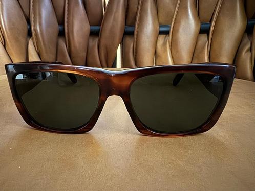 Vintage zonnebril B&L Ray-Ban Wayfarer Nomad tortoise W6, Sieraden, Tassen en Uiterlijk, Zonnebrillen en Brillen | Heren, Zo goed als nieuw