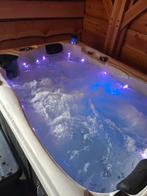 Jacuzzi San Marino 2 - Weinig Gebruikt, Tuin en Terras, Ophalen, Zo goed als nieuw, Vast
