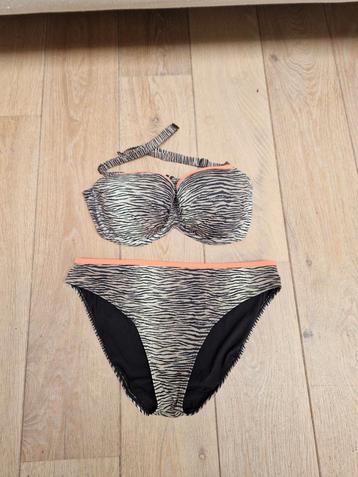 Prima Donna Bikini Top 75E & Broekje 36/38 beschikbaar voor biedingen