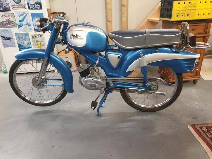 Typhoon Giulietta Peripoli Giulietta super sport 1959, Fietsen en Brommers, Brommers | Oldtimers, Overige merken, Maximaal 45 km/u