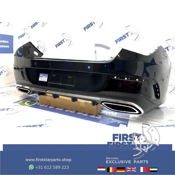 W118 C118 AMG Achterbumper + diffuser Mercedes CLA Klasse 20, Auto-onderdelen, Carrosserie en Plaatwerk, Bumper, Mercedes-Benz