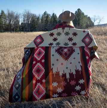 ♥️❤️NIEUW alpaca wol XL plaid deken western rood Loods 5 beschikbaar voor biedingen