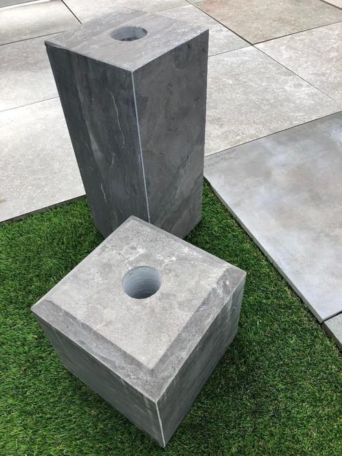 hardsteen sokkel poeren met gat doorboord rond 6 cm, Tuin en Terras, Bielzen en Borders, Nieuw, Blok, Natuursteen, 25 tot 50 cm