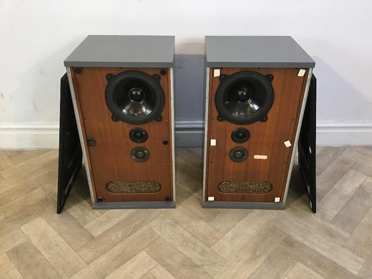 Bowers en Wilkins  DM 2 speakers, Audio, Tv en Foto, Luidsprekers, Gebruikt, Front, Rear of Stereo speakers, 120 watt of meer