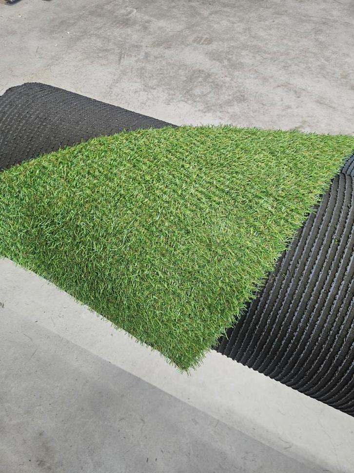 Goedkoop kunstgras nieuw van de rol nu €6,50 per m2 10mm, Tuin en Terras, Gras en Kunstgras, Nieuw, 20 m² of meer, Ophalen of Verzenden