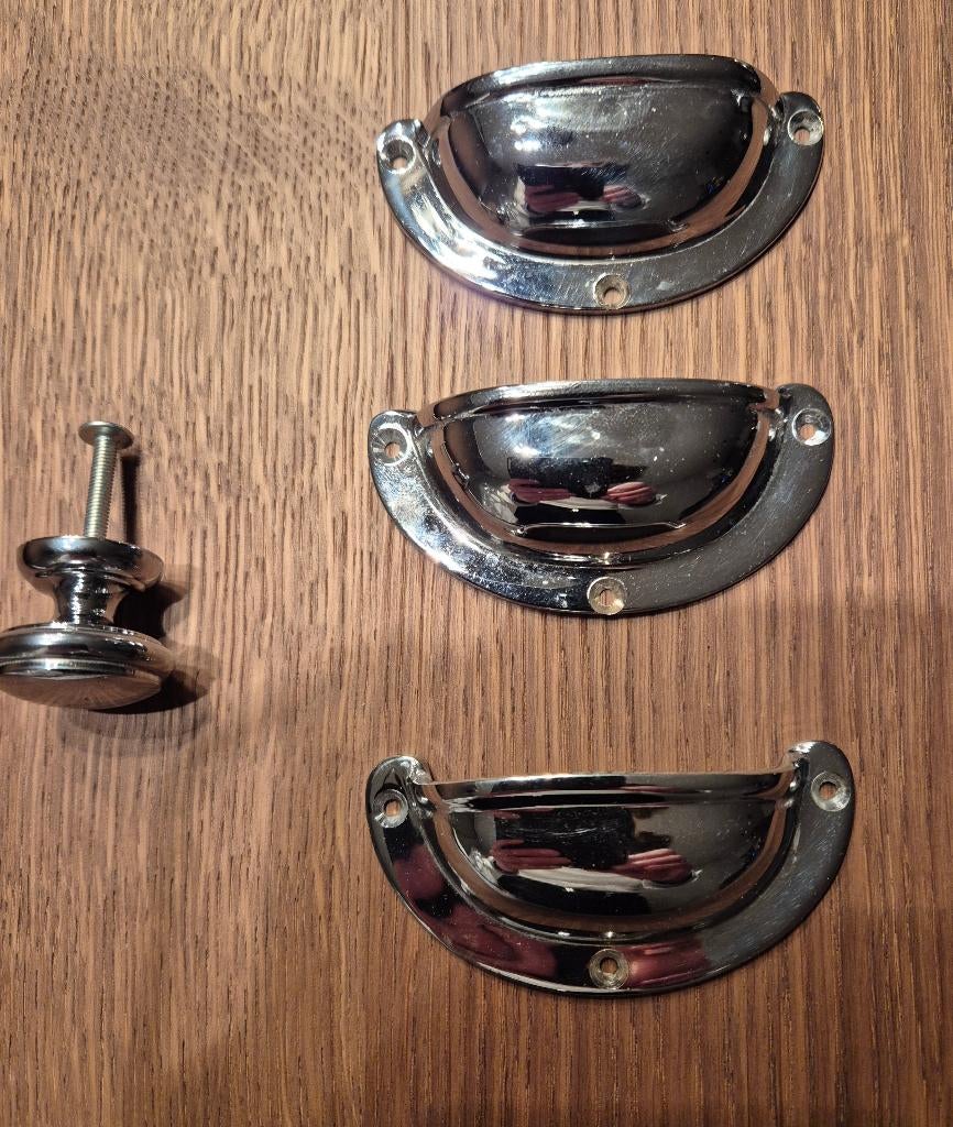 Handgreep (schelp) met deurknopje, Doe-het-zelf en Verbouw, Hang- en Sluitwerk, Zo goed als nieuw, Overige typen, Chroom, Ophalen