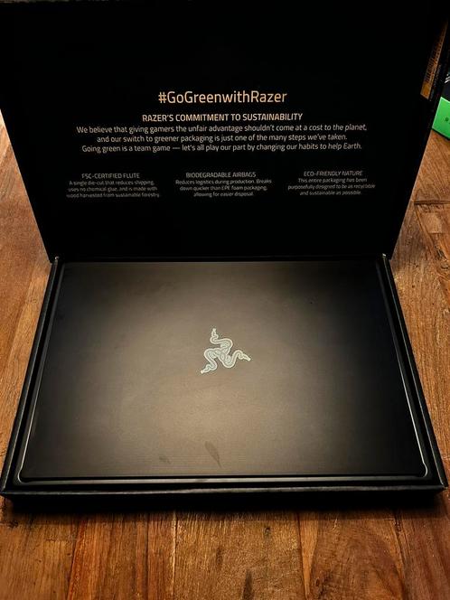 Razer Blade 15 |RTX 3060 i7| cadeau computermuis en muismat, Computers en Software, Windows Laptops, Zo goed als nieuw, 15 inch
