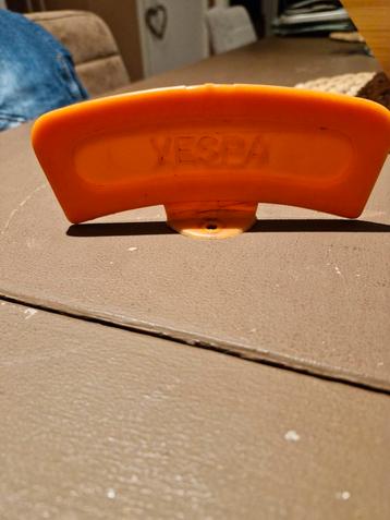 Vespa plaatje  Oranje beschikbaar voor biedingen