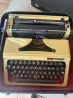 Daro Erika typemachine met koffer, Diversen, Typemachines, Ophalen, Zo goed als nieuw