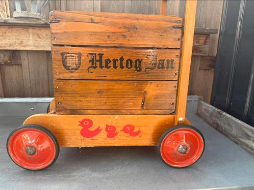 Antiek speelgoed wagentje met Hertog Jan bierkratje, Antiek en Kunst, Antiek | Speelgoed, Ophalen of Verzenden