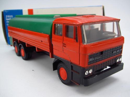 Lion car - DAF 2800 Tankwagen Groen 1:50 in doos, Hobby en Vrije tijd, Modelauto's | 1:50, Zo goed als nieuw, Bus of Vrachtwagen