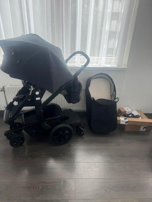 Joolz day noir met parasol, meerijdplankje, maxicosi adapter, Kinderen en Baby's, Kinderwagens en Combinaties, Zo goed als nieuw