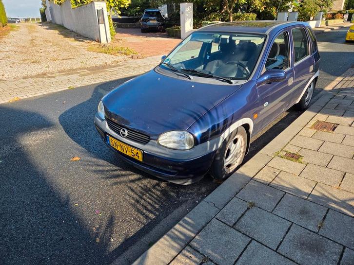 Opel Corsa 1.4 I 5D 1997 Blauw NOODLOOP!!, Auto's, Opel, Particulier, Corsa, Benzine, Hatchback, Handgeschakeld, Origineel Nederlands