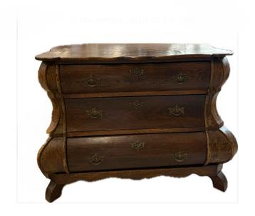Antieke Eikenhouten Commode beschikbaar voor biedingen