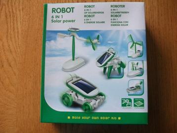 ROBOT 6 in 1 Solar Power (geopende doos) W beschikbaar voor biedingen