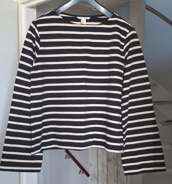Trui zwart ecru H&M maat M
100% katoen, Kleding | Dames, Truien en Vesten, Zo goed als nieuw, Maat 42/44 (L), Zwart, Ophalen of Verzenden