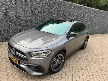 Mercedes-Benz GLA 200 163pk pano, sfeerverlichting, amg line beschikbaar voor biedingen