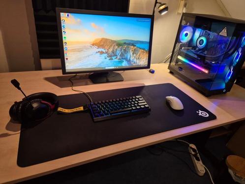 High-End Gaming PC - RX 7900XTX, AMD Ryzen 7 9800X3D, Computers en Software, Desktop Pc's, Zo goed als nieuw, 4 Ghz of meer, SSD