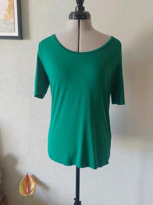 Essentiel Antwerp groene top mt. 40, Kleding | Dames, Tops, Zo goed als nieuw, Maat 38/40 (M), Groen, Korte mouw, Ophalen of Verzenden
