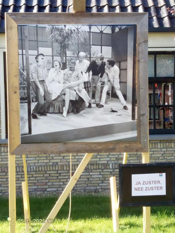 straatversiering kindertelevisieprogramma's, Hobby en Vrije tijd, Feestartikelen, Zo goed als nieuw, Versiering, Film of Tv, Ophalen