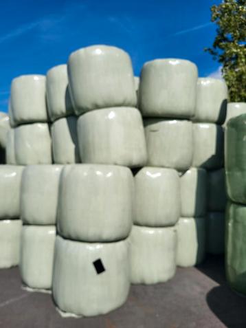 Hooi baaltjes balen mini midi beschikbaar voor biedingen