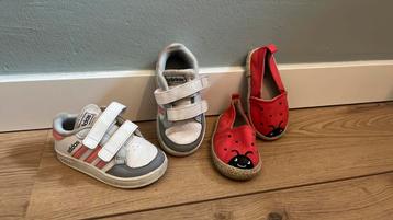 2 paar schoenen - maat 21 beschikbaar voor biedingen