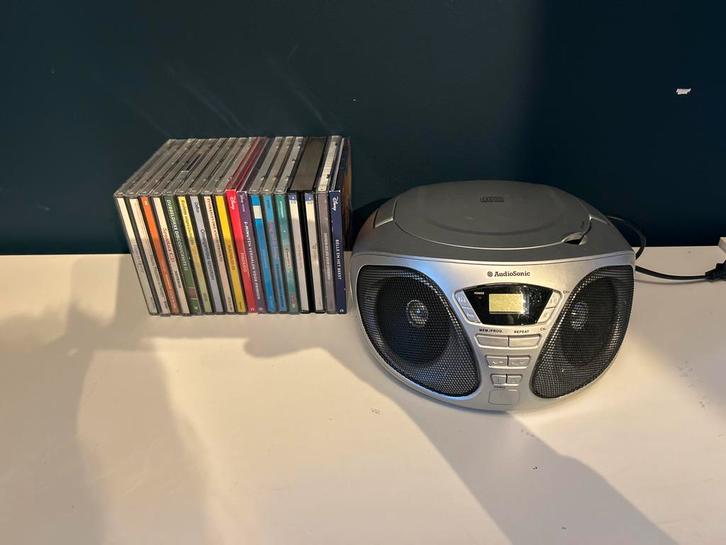 Radio/CD-speler met kinder CD's, Audio, Tv en Foto, Cd-spelers, Zo goed als nieuw, Overige merken, Draagbaar, Ophalen of Verzenden