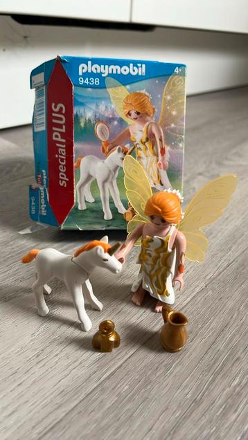 4 playmobil sets met 6 losse poppetjes beschikbaar voor biedingen