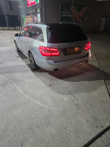 Mercedes-Benz E-Klasse 3.0 CDI E350 Estate AUT 2010 Grijs beschikbaar voor biedingen