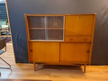 Vintage highboard teak wandkast buffetkast mid century desig beschikbaar voor biedingen