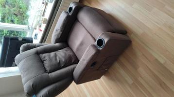 Te koop, sta op en relax fauteuil. beschikbaar voor biedingen