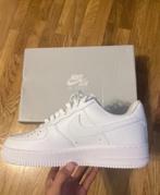 Nike Air Force 1 - Klassieker!, Wit, Nieuw, Ophalen of Verzenden, Sneakers of Gympen