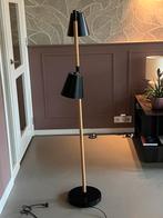 Houten vloerlamp met zwarte accenten - Gebruikt, Huis en Inrichting, Ophalen, Gebruikt, Hout, 150 tot 200 cm
