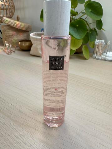 Rituals The ritual of sakura hair and body mist beschikbaar voor biedingen