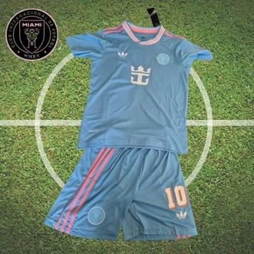 Derde tenue inter miami met messi beschikbaar voor biedingen
