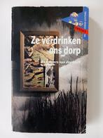 An Rutgers van der Loeff- Ze verdrinken ons dorp., Ophalen of Verzenden, Zo goed als nieuw