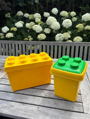 Lego opbergdozen, alles erin en een leuke bewaardoos beschikbaar voor biedingen