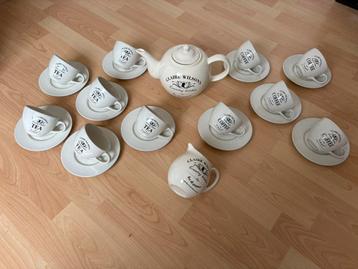 Servies Claire Wilson’s beschikbaar voor biedingen